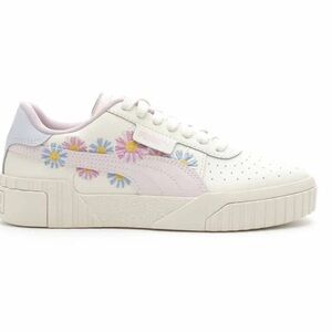 NEW Puma Ivory Cali Flower Embroidered Lace Up Leather Sneakers Size 5.5 Big Kid